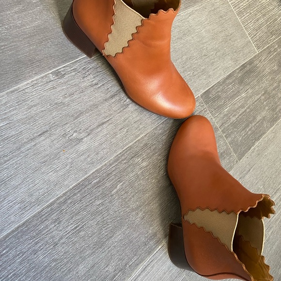 Chloe Camel Leather boots. - Picture 5 of 8